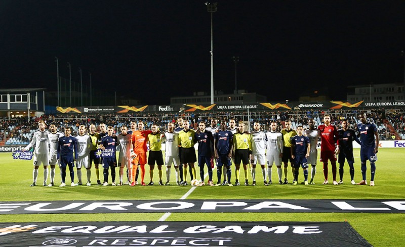 Στηρίζει την καμπάνια της UEFA ο Θρύλος (photo)