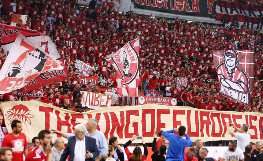 Ειδική μνεια της ομοσπονδίας για τον Θρύλο! (pic)