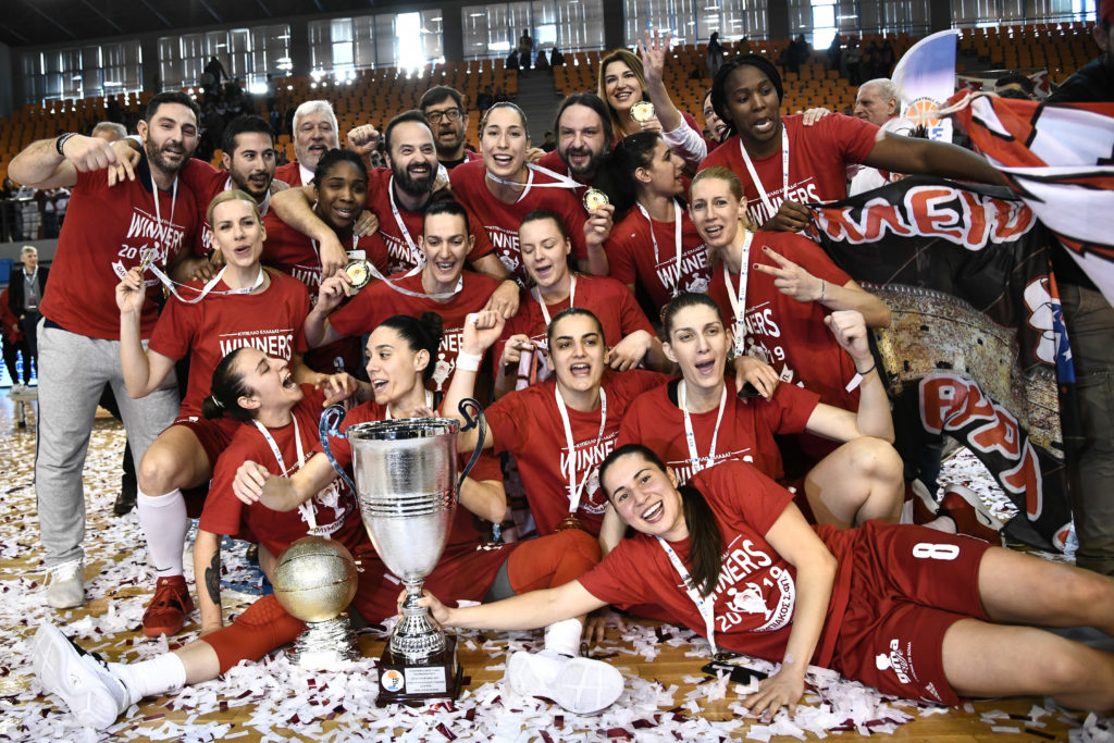 Το 4ο σερί Κύπελλο Ελλάδας! (pic)