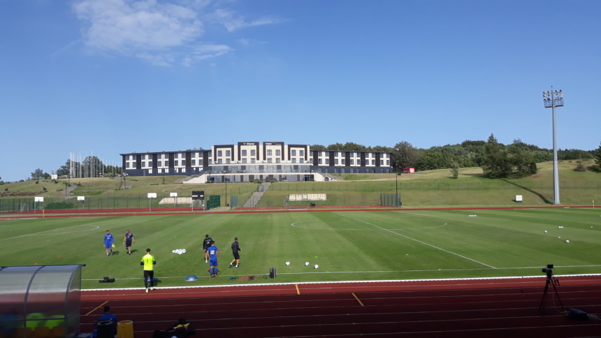 Στο «Mistral Stadium» το Thrylos24.gr για το φιλικό με την Χάποελ! (pics)