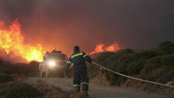 Καήκατε πολιτικά… καίτε την Ελλάδα!