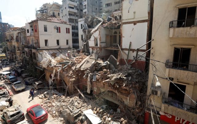 Καταστράφηκε το 50% της Βηρυτού – Πάνω από 300.000 άστεγοι!