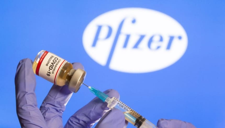 Φον Ντερ Λάιεν: «Προετοιμάζουμε ήδη εκστρατείες εμβολιασμού»