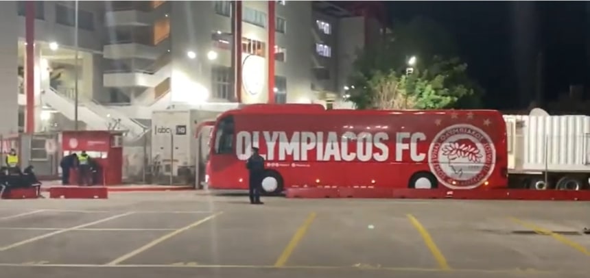 Ολυμπιακός – Πόρτο: Έφτασε στον ΝΑΟ ο Θρύλος! (vid)