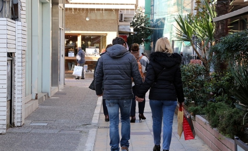 Πρεμιέρα για το λιανεμπόριο – Πώς κινήθηκε η αγορά