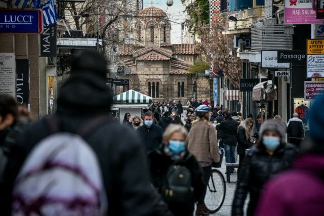 Lockdown: Οι λόγοι που έφεραν την Αττική στο κόκκινο