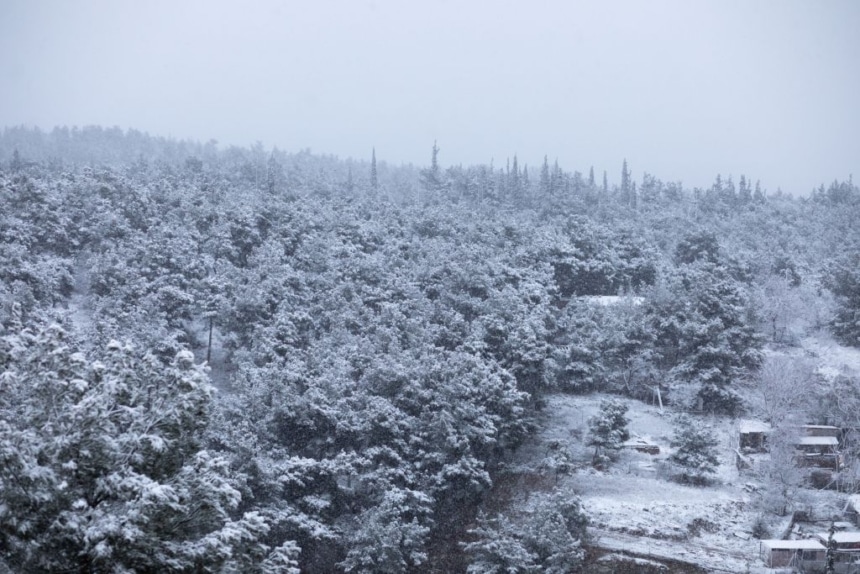 Κακοκαιρία «Λέανδρος» : Επέλαση του χιονιά με πολικό ψύχος