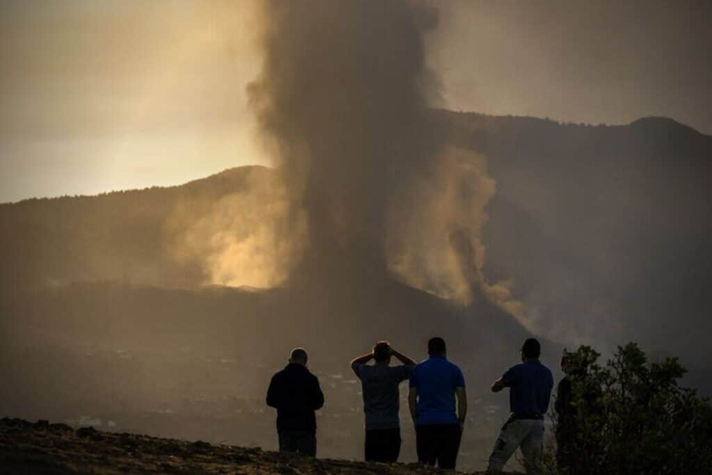 Ισπανία – Έντονη η ανησυχία για την ηφαιστειακή δραστηριότητα του Λα Πάλμα