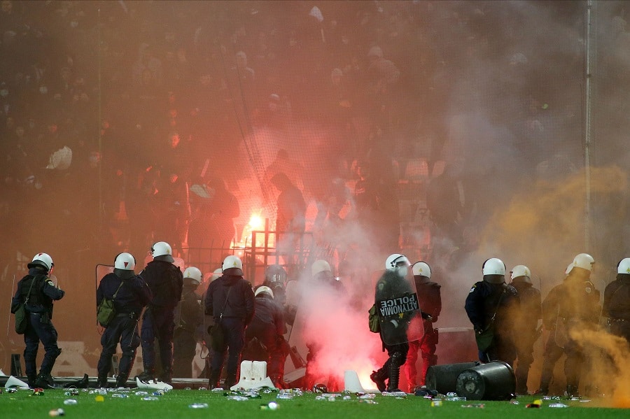 Φωτορεπορτάζ από την ξεφτίλα της εξυγίανσης