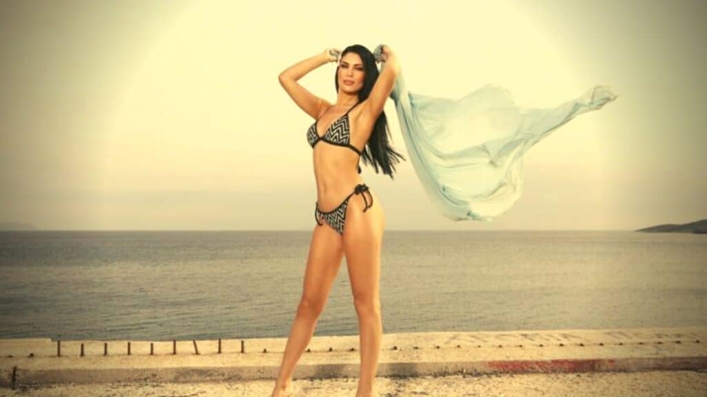 Κατερίνα Κουβουτσάκη – Η πρώτη Star GS Hellas που θα εκπροσωπήσει την Ελλάδα στο Miss Universe
