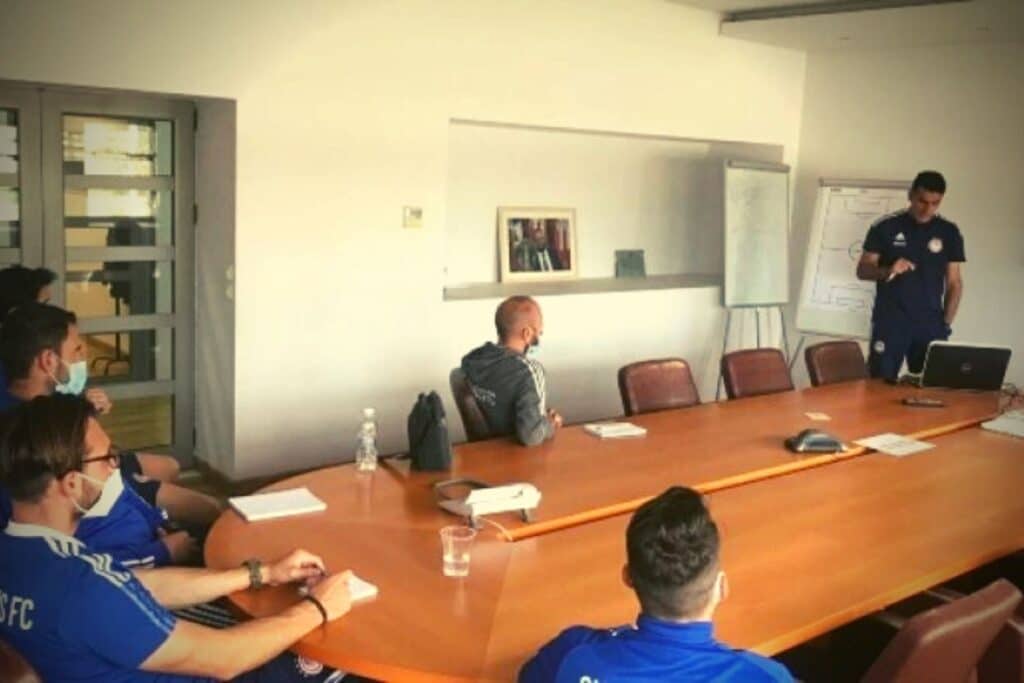 Ολυμπιακός: Παρουσίασε Μουρίκη στους προπονητές φυσικής κατάστασης της Ακαδημίας!