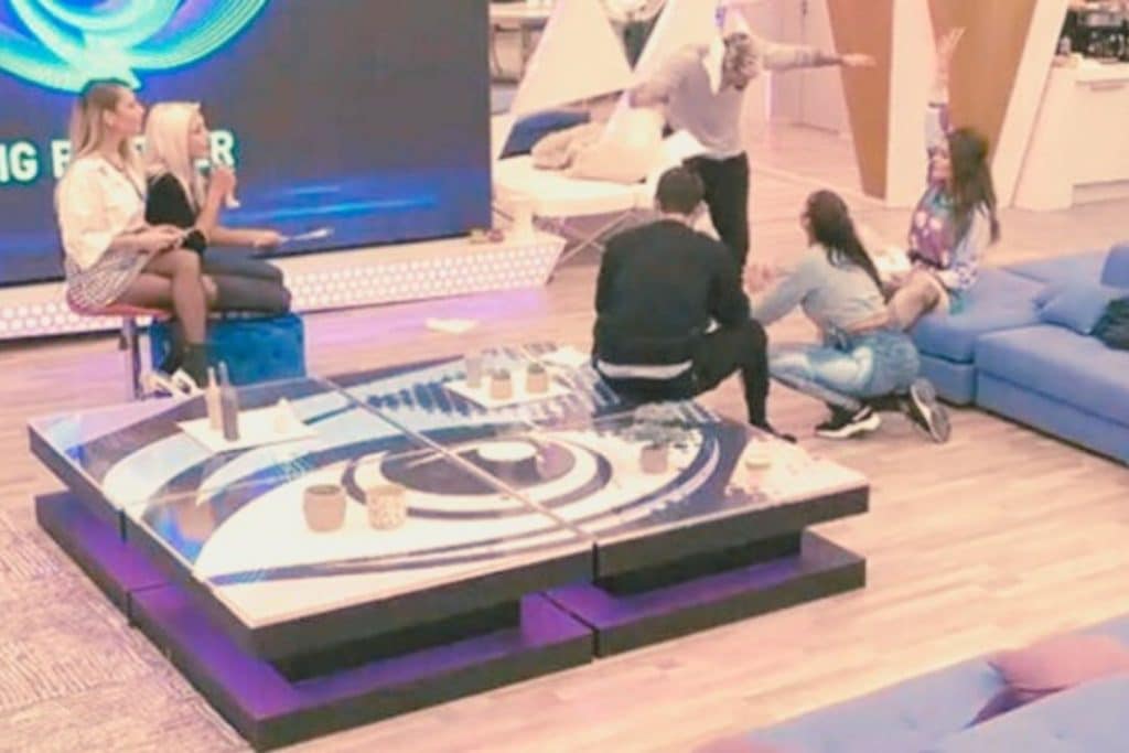 Big Brother Spoiler αποχώρηση (03/12): Οριστικό – Αυτός ο παίκτης αποχωρεί σήμερα!