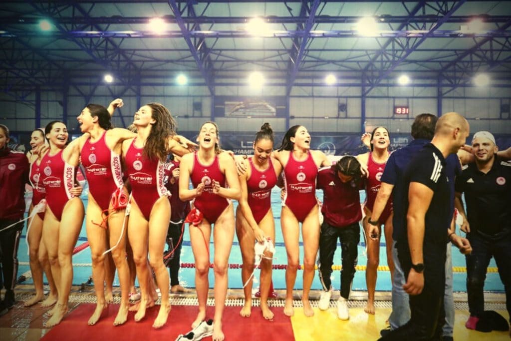 ΠΑΕ Ολυμπιακός: «Συγχαρητήρια στη γυναικεία ομάδα πόλο του Ολυμπιακού για την κατάκτηση του LEN Super Cup»