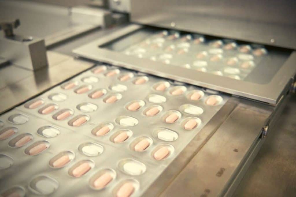 Χάπι για τον κοροναϊό – Ξεκινά η χορήγηση αντι-ιικών φαρμάκων σε εξωνοσοκομειακούς ασθενείς