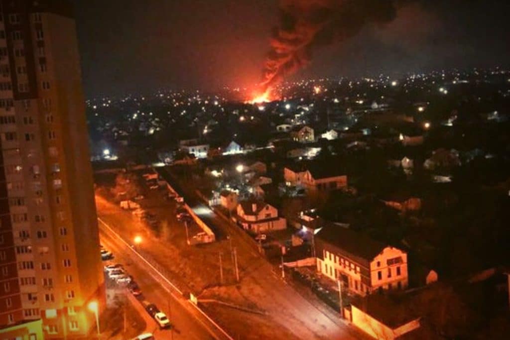 Πόλεμος στην Ουκρανία: Νέος γύρος εκρήξεων στο Κίεβο – Επιθέσεις σε εργοστάσιο παραγωγής ηλεκτρικής ενέργειας