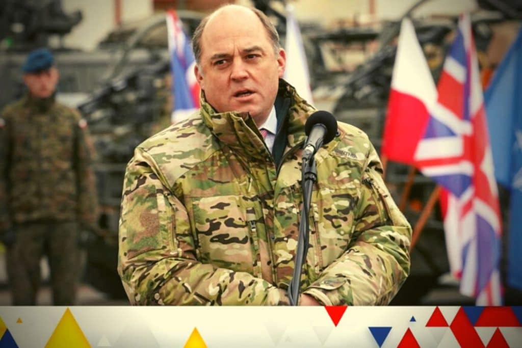 Πόλεμος στην Ουκρανία: Ρώσοι φαρσέρ «έπιασαν κορόιδο» τον Βρετανό υπουργό Άμυνας