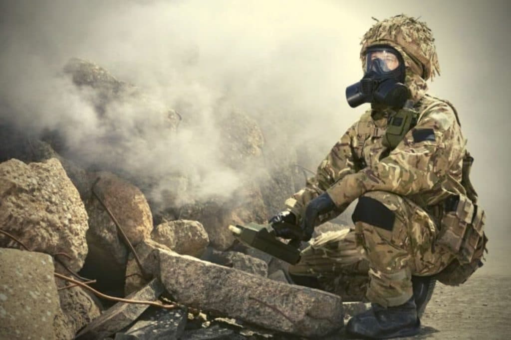 Πόλεμος στην Ουκρανία: Ο εφιάλτης των χημικών όπλων πάνω από το μέτωπο
