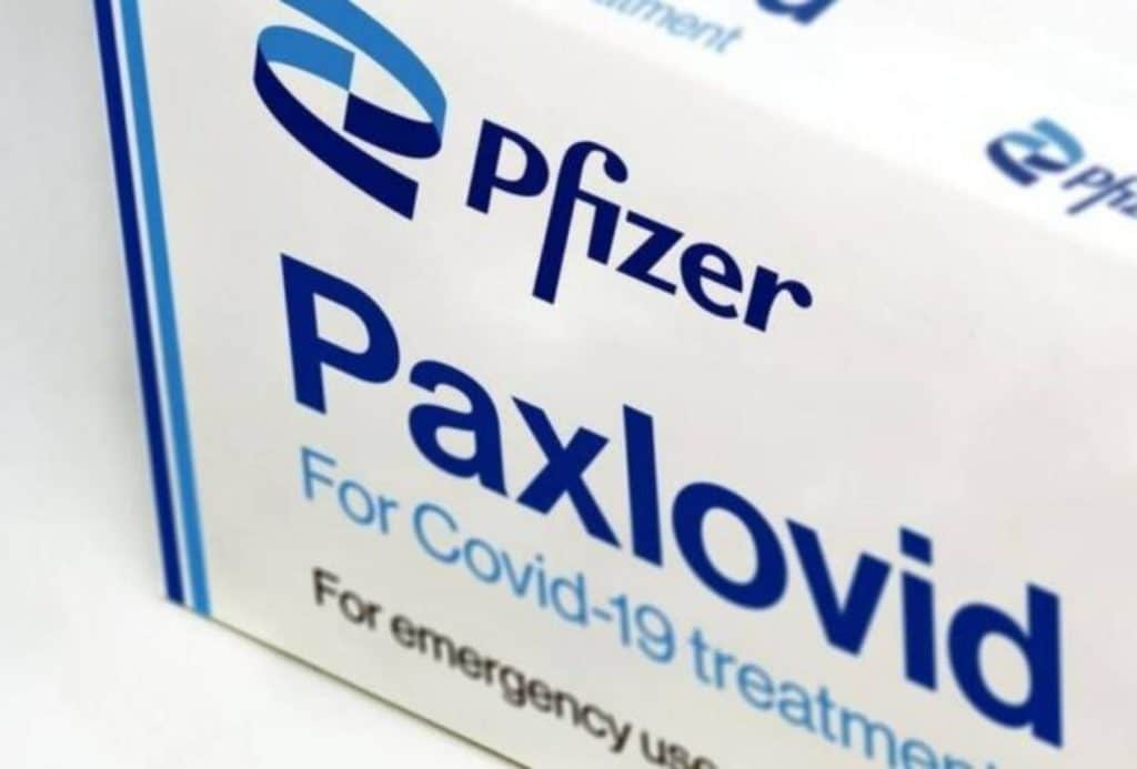 Η Pfizer ανακοίνωσε ότι το χάπι Paxlovid δεν αποτρέπει τη μόλυνση από τον κορωνοϊό