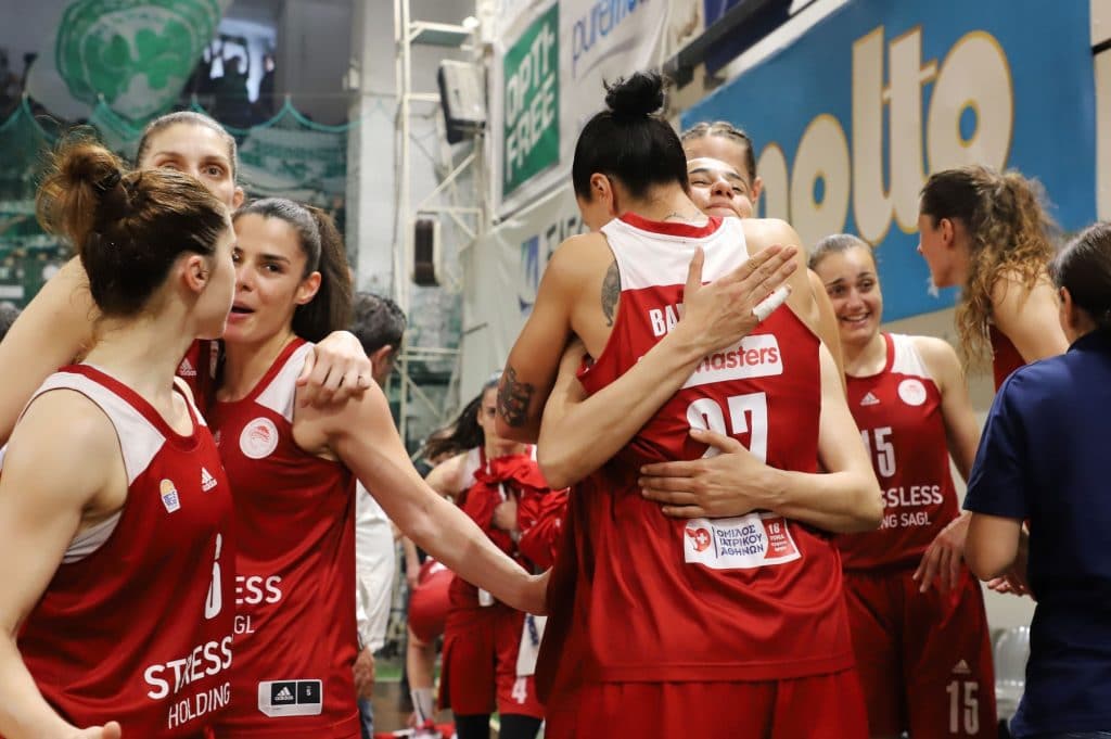 Τα συγχαρητήρια από ΠΑΕ και ΚΑΕ Ολυμπιακός για το πρωτάθλημα στο Γυναικείο μπάσκετ! (pics)