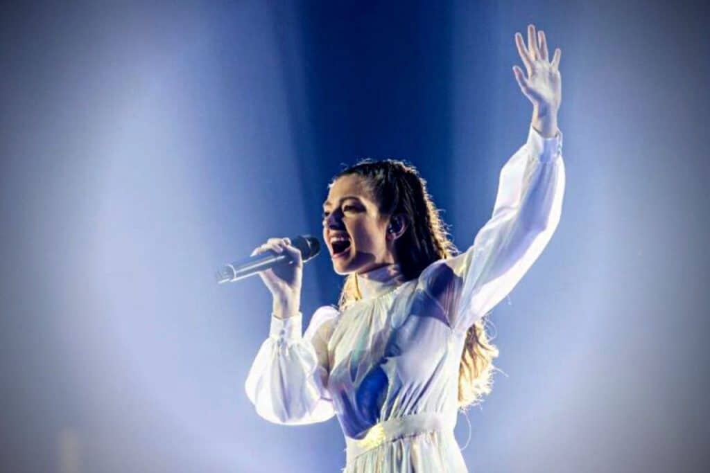 Μάγεψε η Ελλάδα στον ημιτελικό της Eurovision: Δείτε την εντυπωσιακή εμφάνιση της Αμάντα Γεωργιάδη!