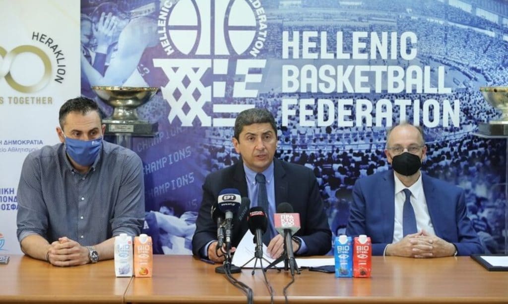 Αυγενάκης: «Θα είμαστε συμπαίκτες με τον Λιόλιο σε συμβολικό αγώνα για τα 90 χρόνια ζωής της FIBA»