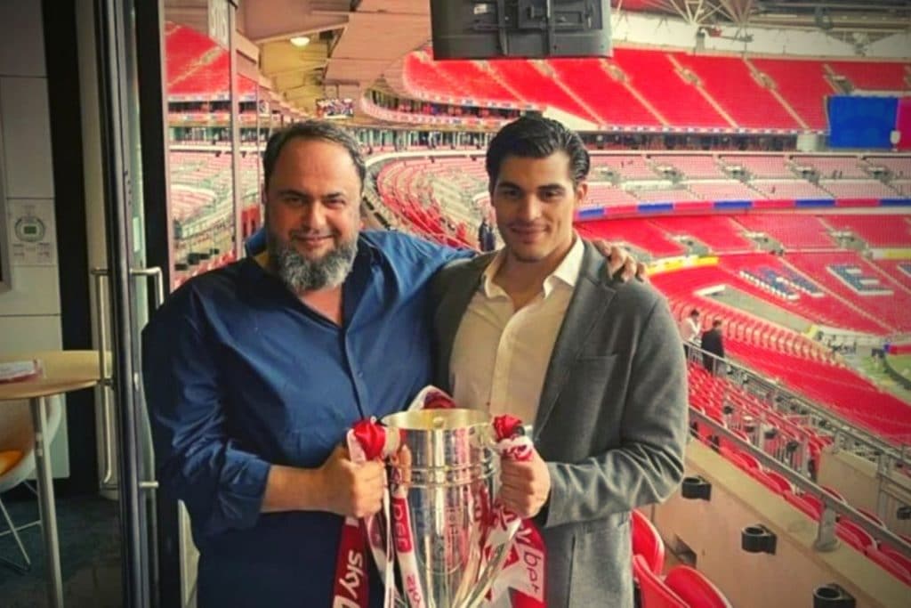 Νότιγχαμ:  Στο «City Ground» ο Βαγγέλης Μαρινάκης! (Pic)