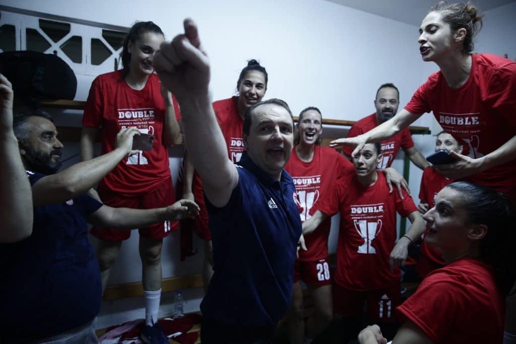Ολυμπιακός | Μπάσκετ Γυναικών: ΤΡΕΛΑΘΗΚΕ ο Μάρτινς Ζίμπαρτς με το ΝΤΑΜΠΛ!
