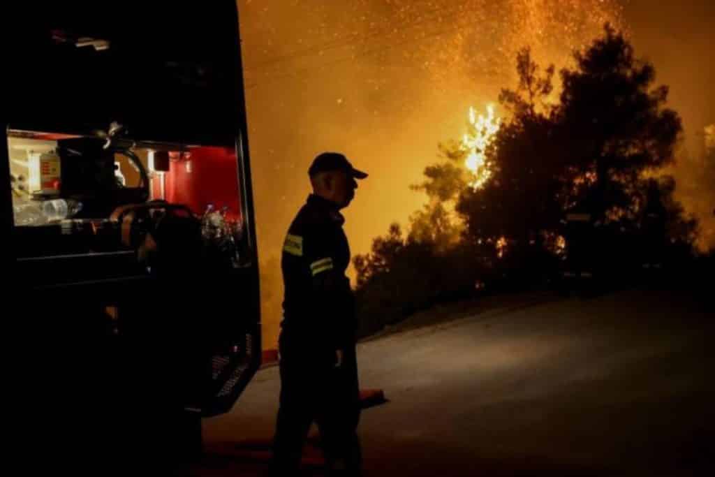 Φωτιά στον Έβρο: Ασύλληπτη καταστροφή στο δάσος της Δαδιάς – Οι καπνοί έφτασαν μέχρι την Ίμβρο!