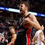 Άλιμος – Ολυμπιακός: Δίπλα στις «ερυθρόλευκες» βρέθηκε και ο… Σάσα Βεζένκοφ!