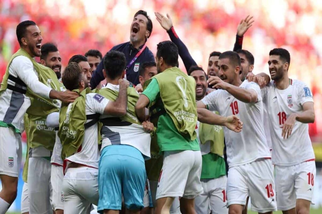 Ουαλία – Ιράν 0-2: Μεγάλη νίκη στις καθυστερήσεις (vid)