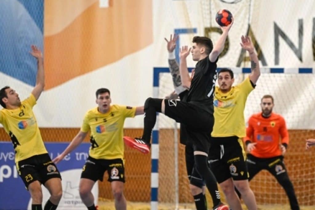 Handball Premier: ΠΑΟΚ και ΑΕΚ ισόπαλοι, με κερδισμένο τον Ολυμπιακό!