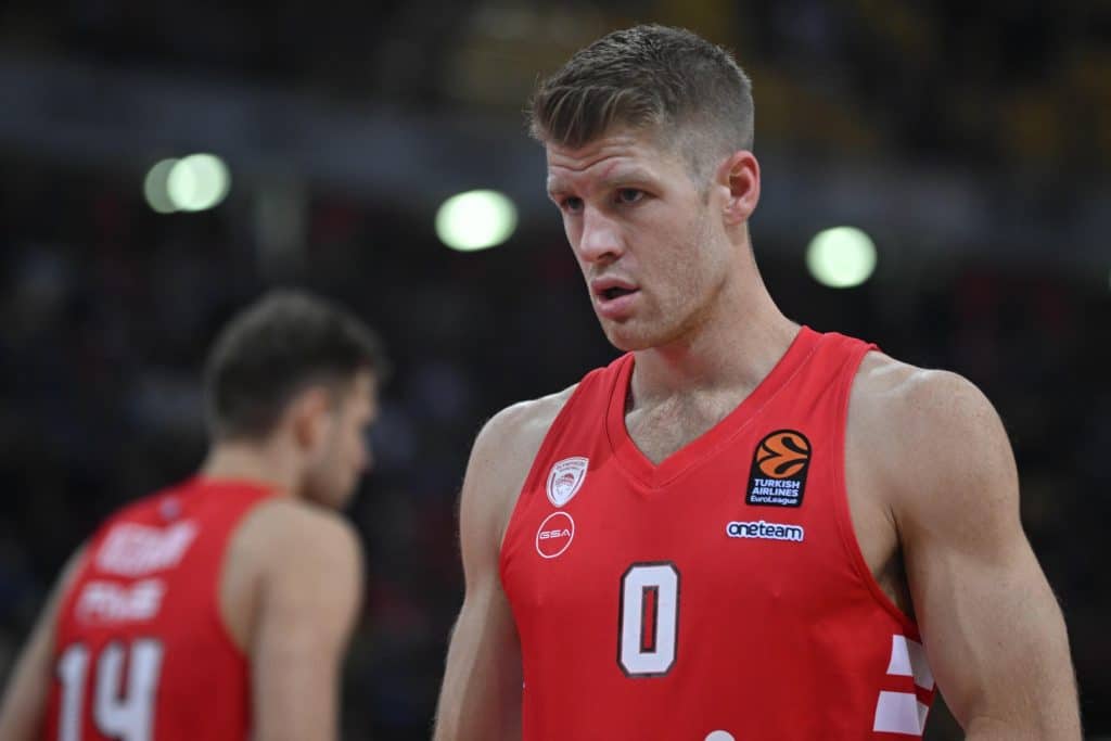Ολυμπιακός – Παναθηναϊκός: Gameday με… σούπερ Τόμας Γουόκαπ (pic)
