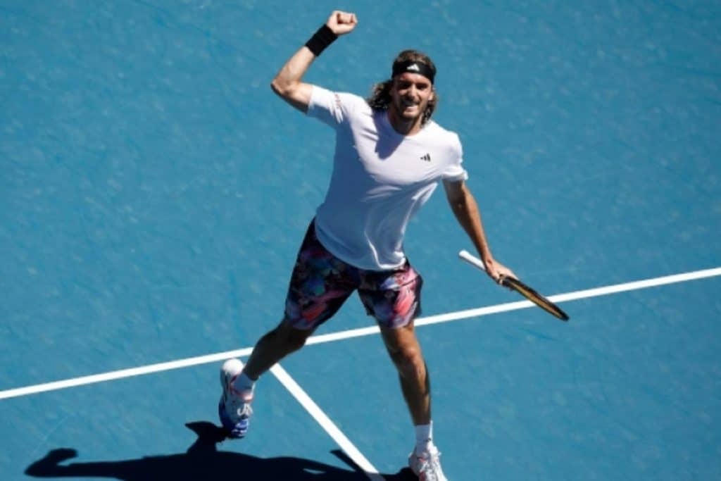 Τσιτσιπάς: Πέρασε… «αέρα» στους «16» του Australian Open (vid)
