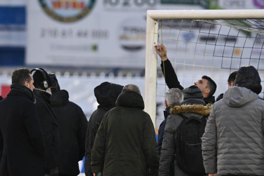 Ξεφτίλισε την ΑΕΚ ο Ολυμπιακός στην υπόθεση με το δοκάρι!