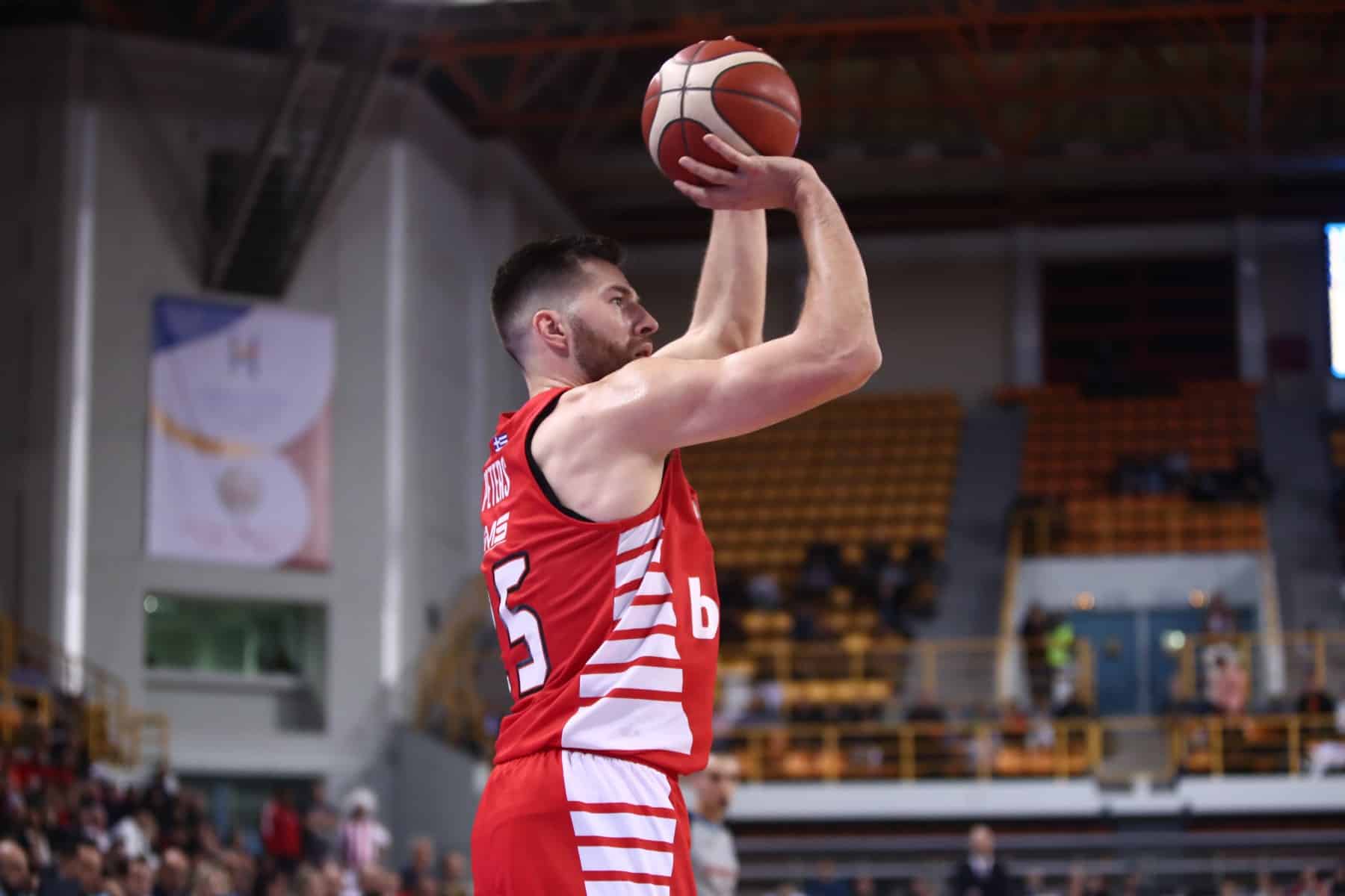 Περιστέρι - ΟΣΦΠ | Πήρε... «φωτιά» (και) ο Πίτερς (vid) | thrylos24.gr