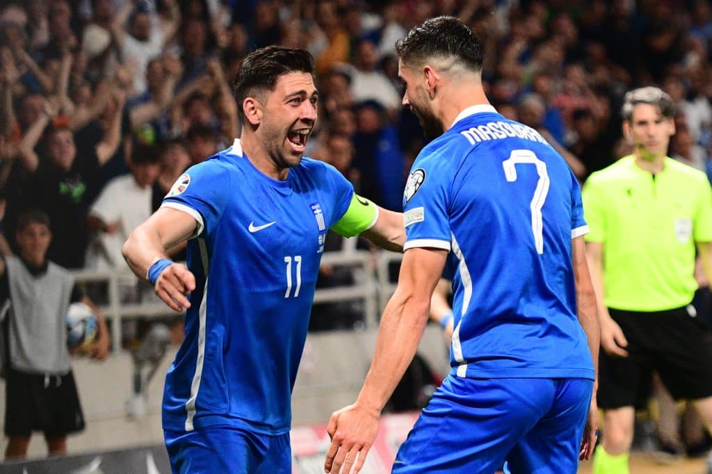 Ελλάδα – Ιρλανδία 2-1: Νίκη με ήρωα Μασούρα και στο βάθος… Euro! (vids)