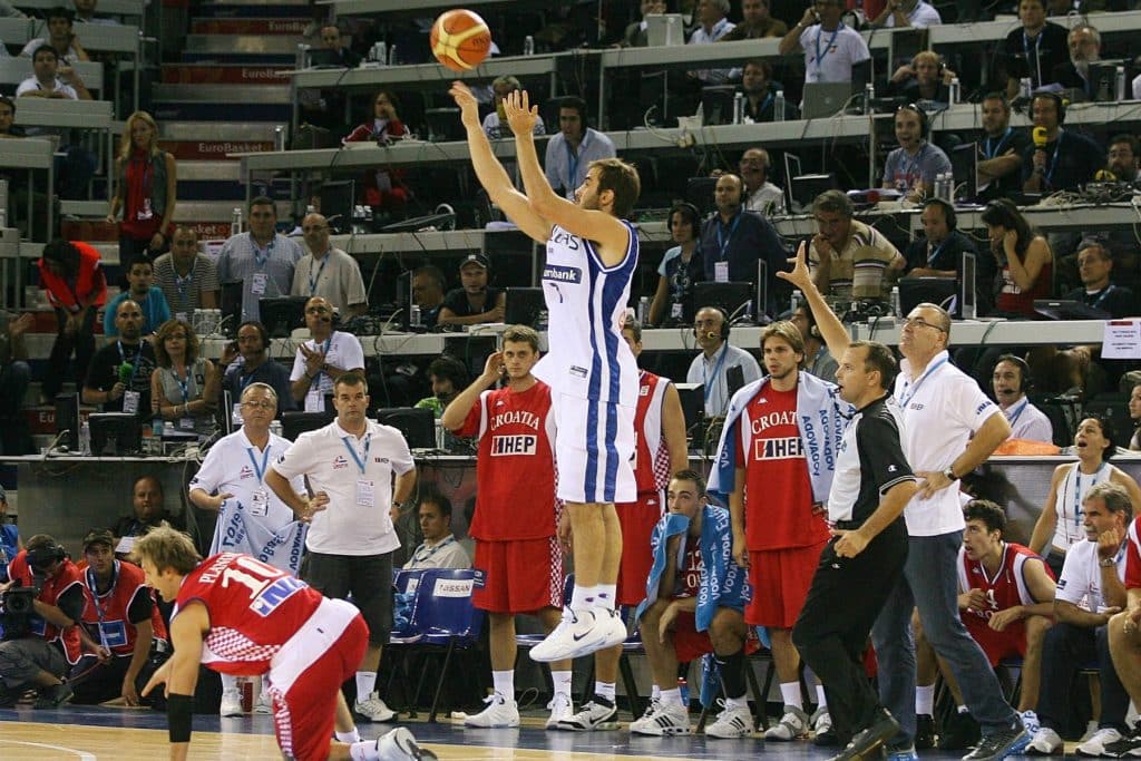 Η FIBA θυμήθηκε το τεράστιο σουτ του εορτάζοντα Kill-Bill! (vid)