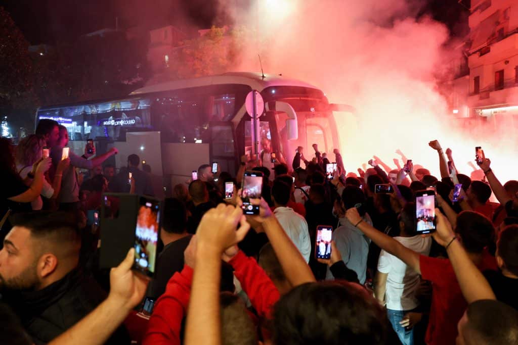 Ολυμπιακός: Ασύλληπτη υποδοχή στην αποστολή στην Κρήτη