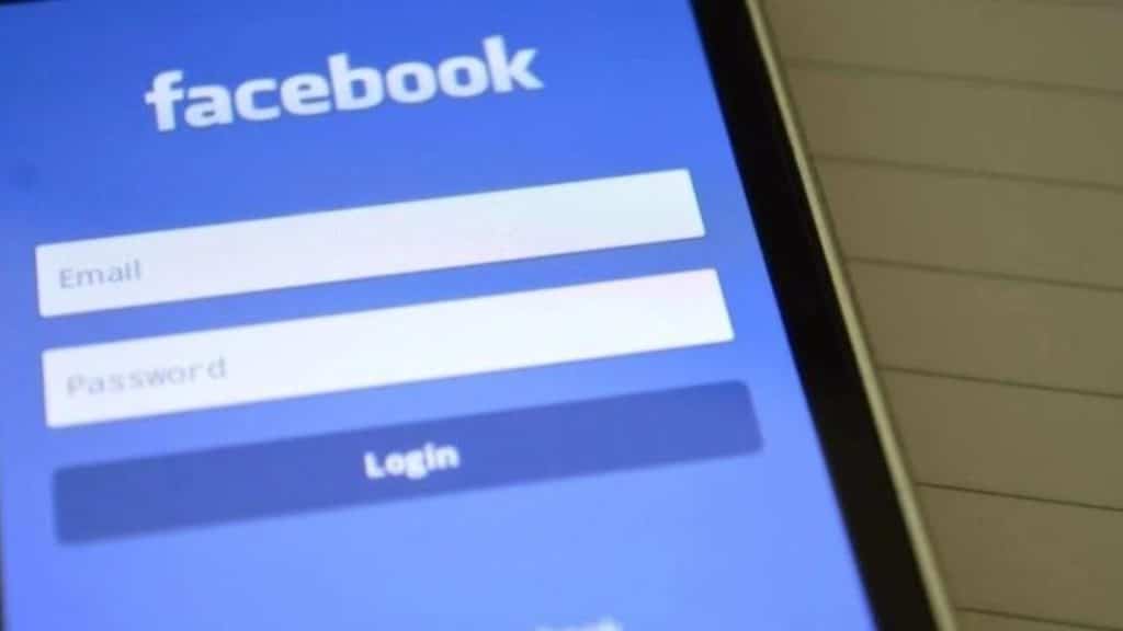 Facebook: Πολλά προβλήματα σε εκατομμύρια χρήστες!