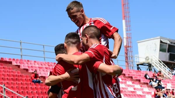 Olympiacos' U19 team ready for the Super League's title