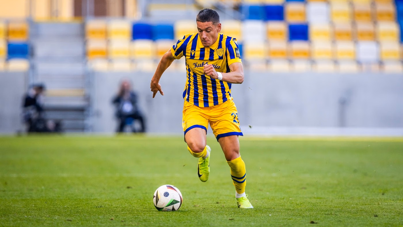 «Πιέζει για την υπογραφή του Ρέντζιτς ο Ολυμπιακός»